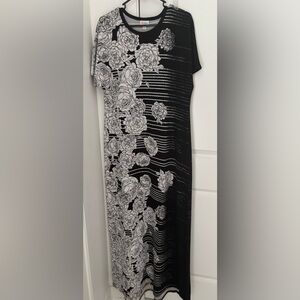 LuLaRoe Black and White Top